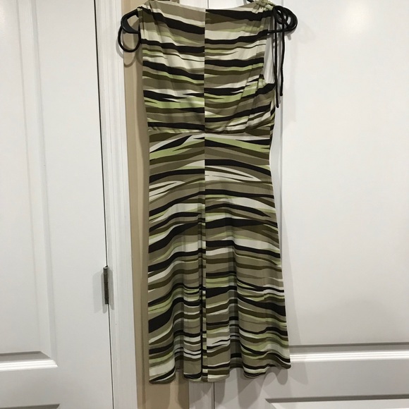 Maggie London Shoulder Tie Dress - Picture 5 of 6